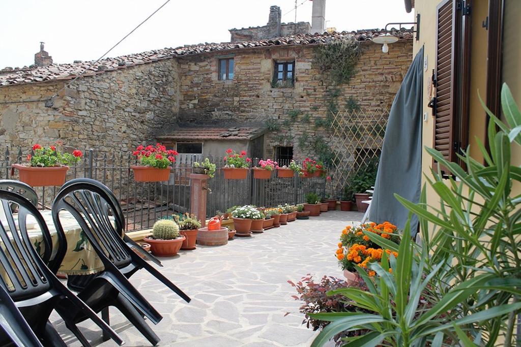 Casa Vacanze In Borgo Monteverdi Marittimo Exterior photo